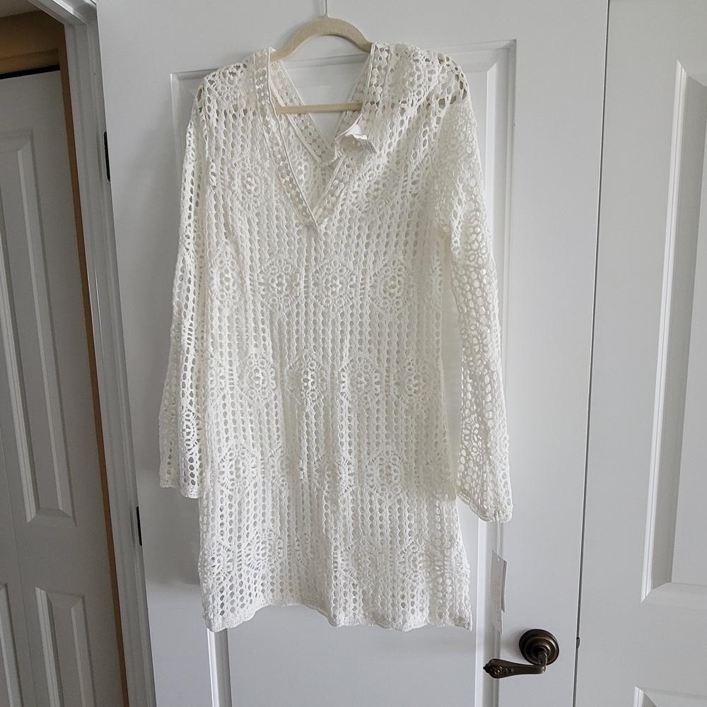 Chic Ivory Lace Swim Coverup